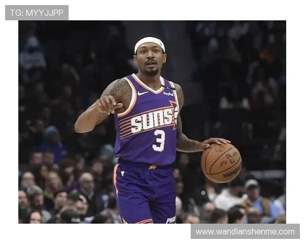 菲尼克斯太阳队崛起之路：重建与明星球员引领球队再创辉煌